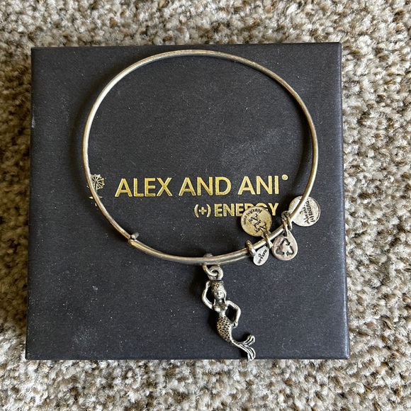 Alex and Ani - Mermaid Bracelet - Picture 1 of 1